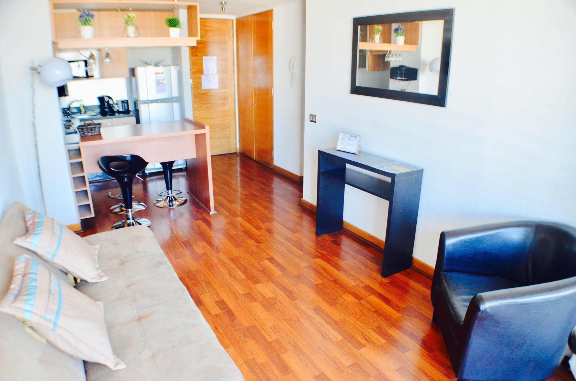 Premium Capital Lyon Costanera * Santiago